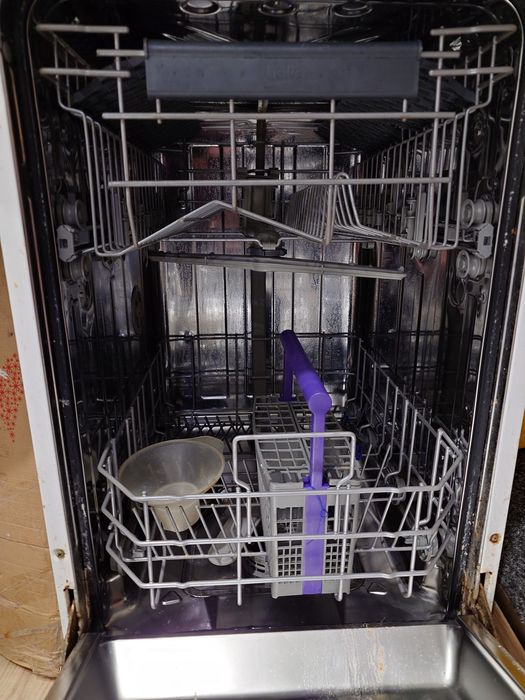 Продам посудомийну машинуа Beko.