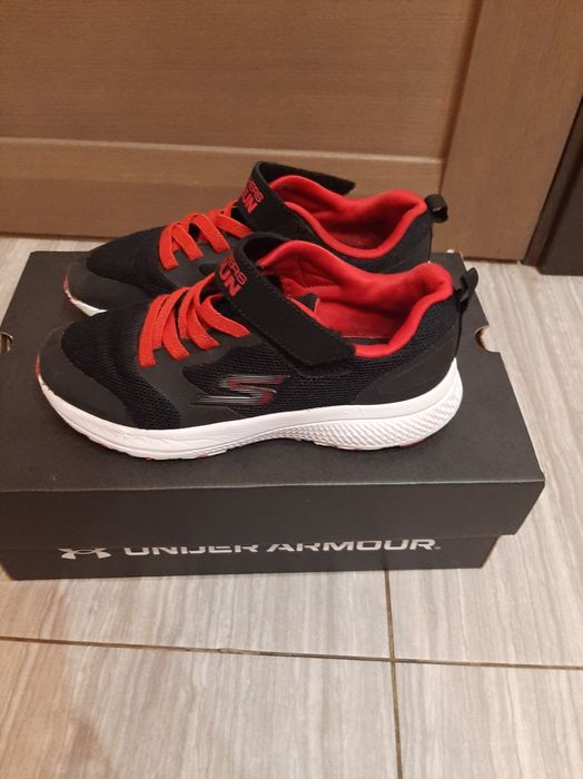 Кросівки skechers 34