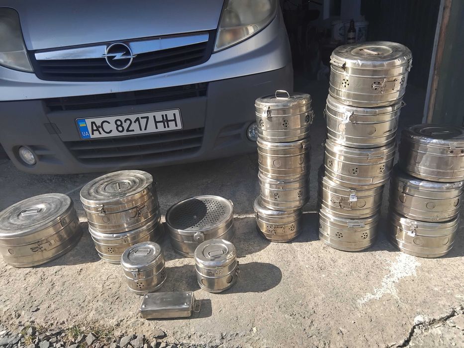 Медицинские биксы , футляры нержавейка коптильня СССР
