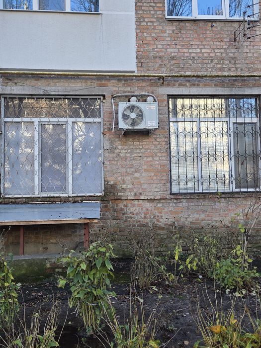 Продам офіси центр! 1 поверх, по Благовісній-Дашковича