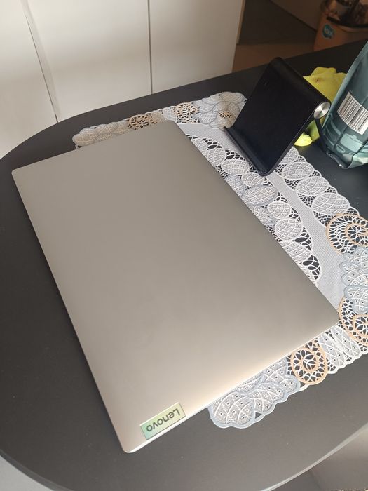 Notebook Lenovo semi novo
