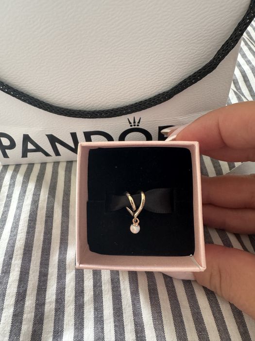 Pandora zawieszka srebrna Mum Two-tone Wrapped Hea