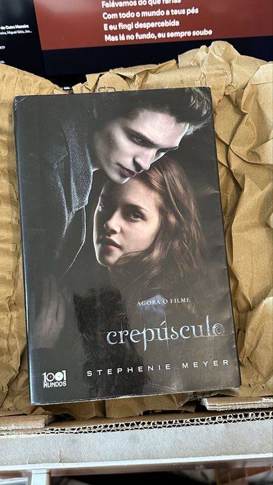 Livro ‘Crepúsculo’