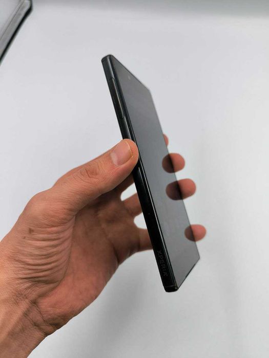 Смартфон Sony Xperia Z5 Premium