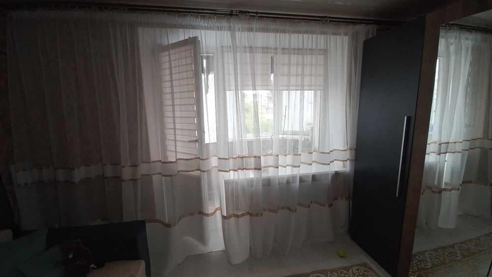 Продам гардины в отличном состоянии