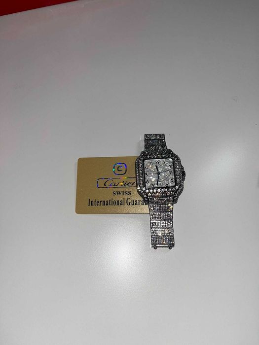 Relógio Cartier com caixa