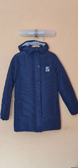 Куртка зимова для дівчини