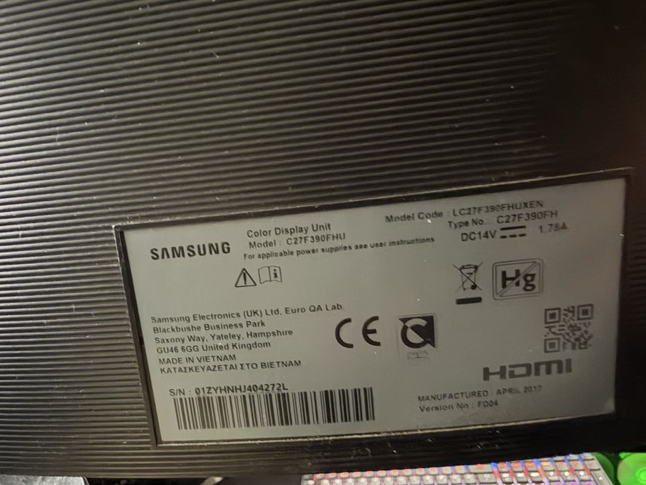 Монитор 27 Samsung Curved C27F396FHU