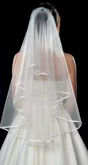 Welon ŚLUBNY Ecru na grzebieniu