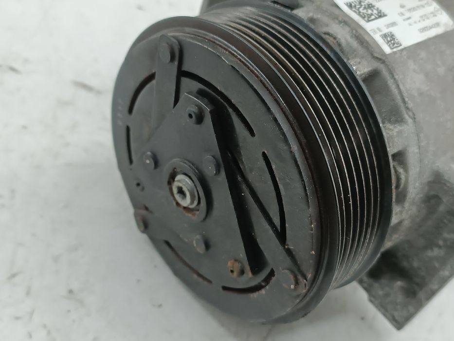 Compressor de Ar Condicionado - RENAULT CAPTUR II | 20 -
