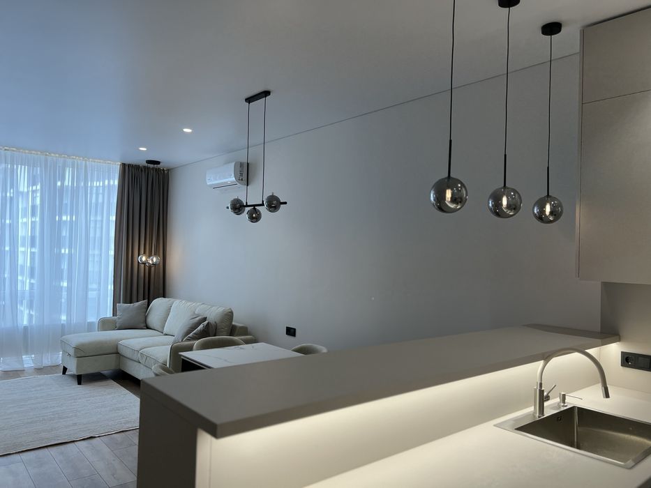 2 кімнатна в Сіті Лайн