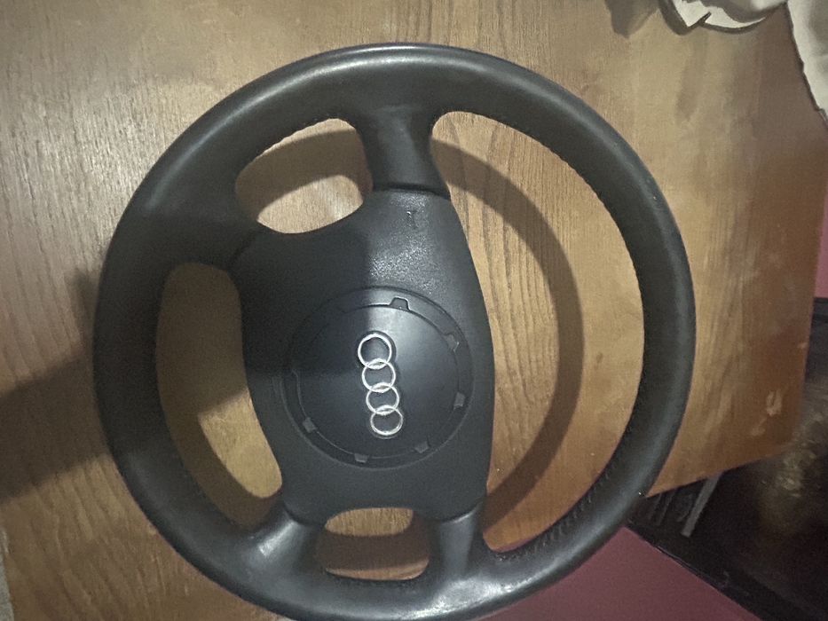 Vendo volante audi a3  a4