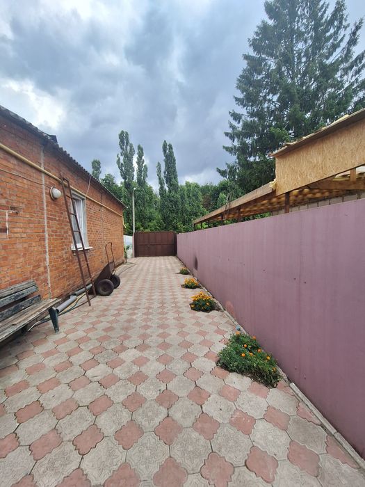 Продам отличный дом 108 м2 с бизнесом- магазин.