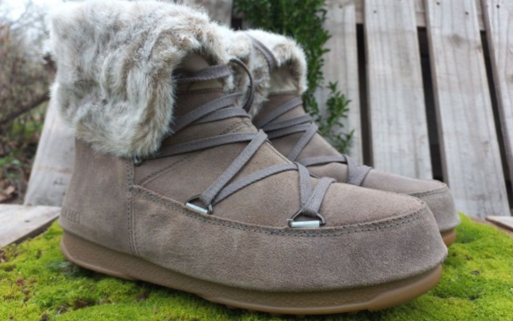 Женские зимние ботинки Moon boot the original