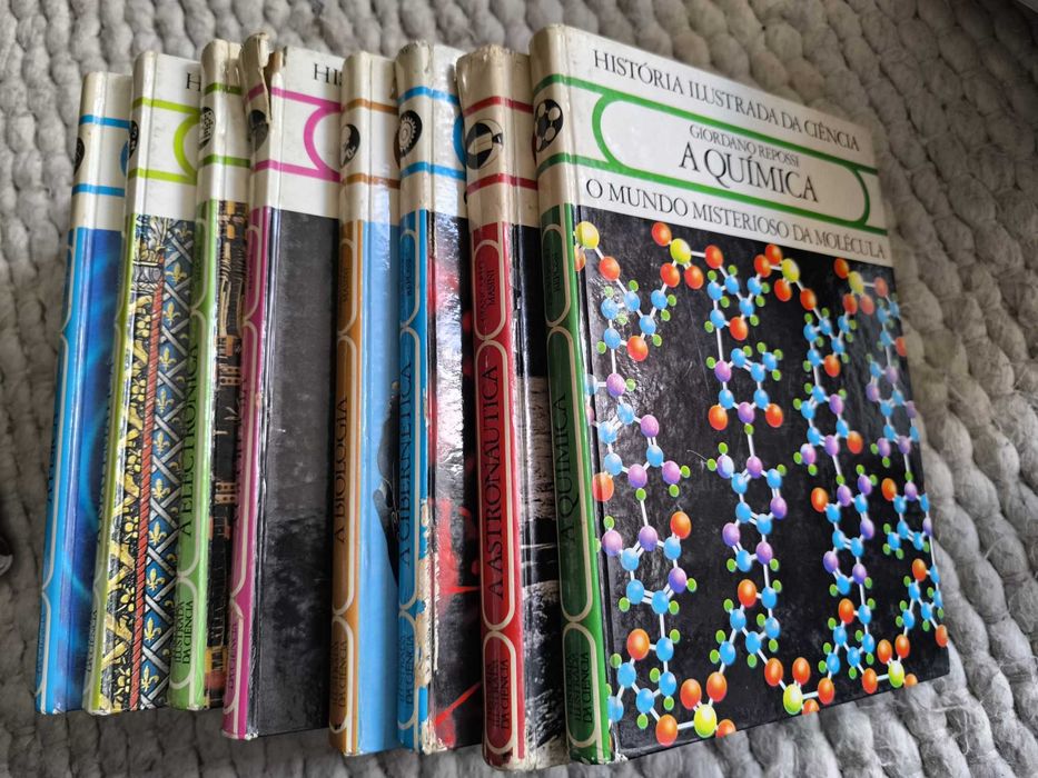 História Ilustrada da Ciência (9 volumes)
Círculo de Leitores