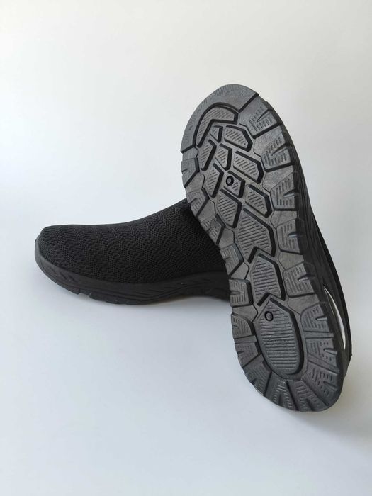 Stylowe buty męskie czarne nowe wsuwane lekkie siateczkowe 44
