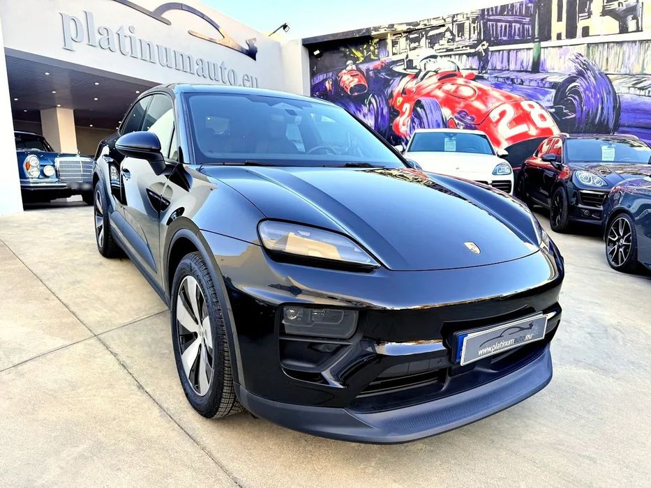 Porsche Macan Electric 4