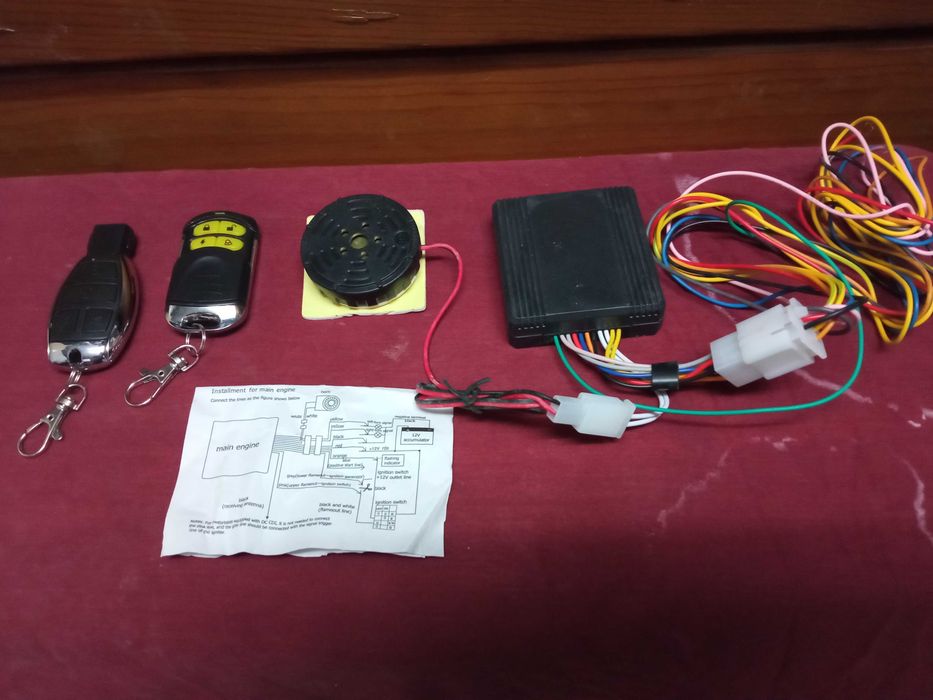 Alarme Auto com 2 comandos novo