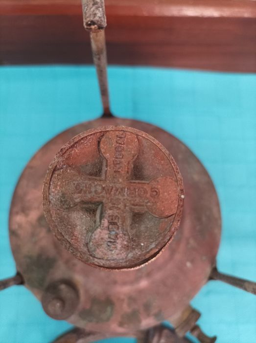 Fogão,a petróleo, muito antigo,made em Portugal,Cormachee