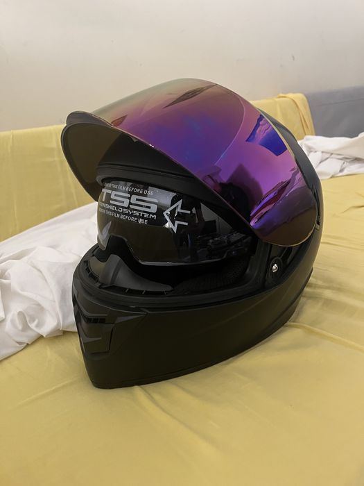 Capacete mota.   .
