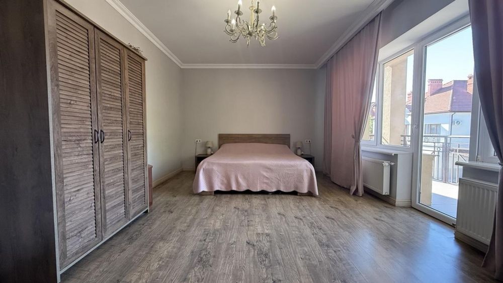 Продам будинок в Совіньйоні, з підвалом!