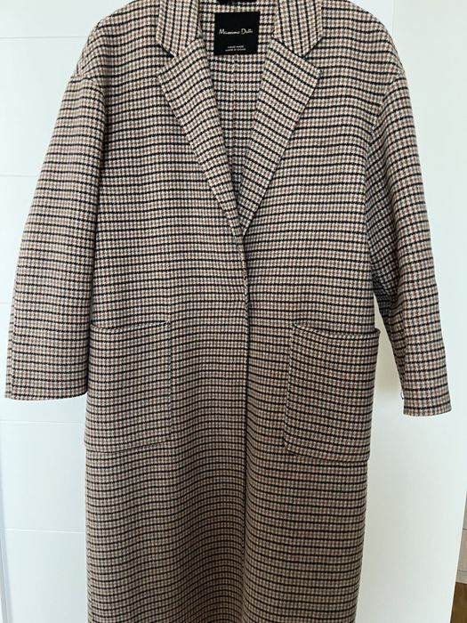вовняне пальто в клітинку від бренду Massimo Dutti