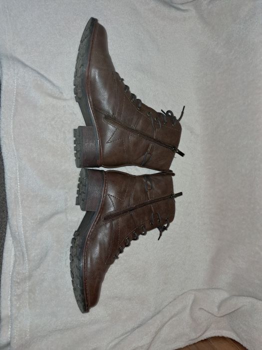 Buty TAMARIS  roz 40