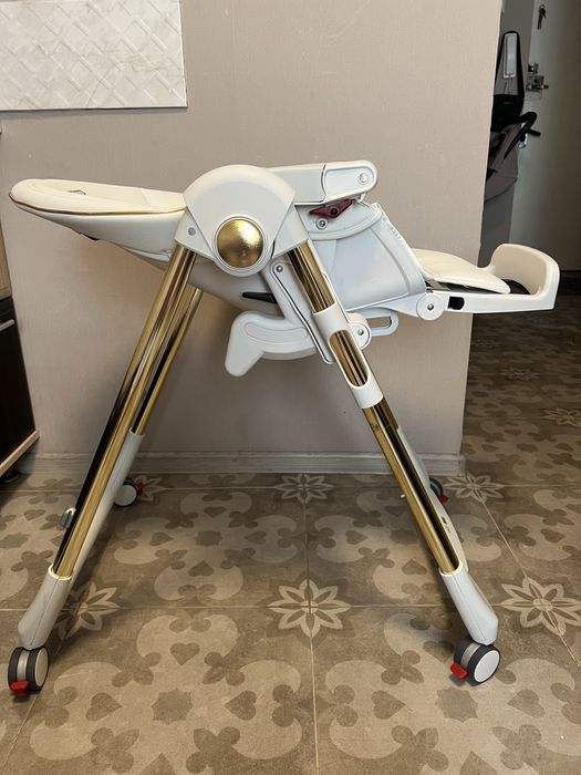 Peg-Perego стілець для годування Prima Pappa Follow Me