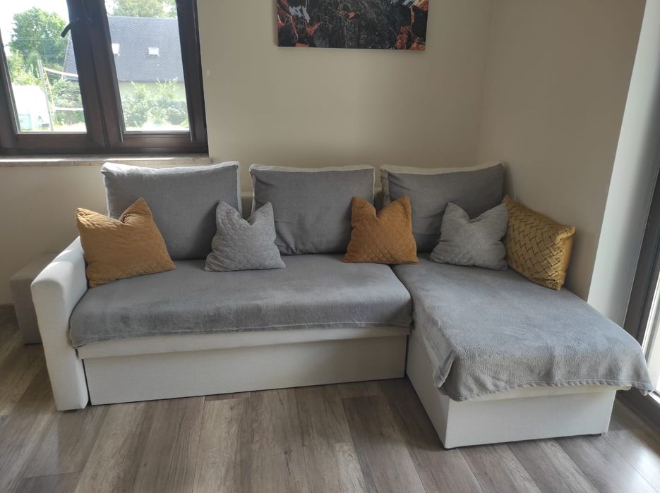 Narożnik rozkładany z funkcją spania