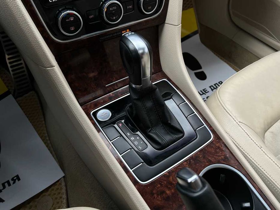 Volkswagen Passat 2012