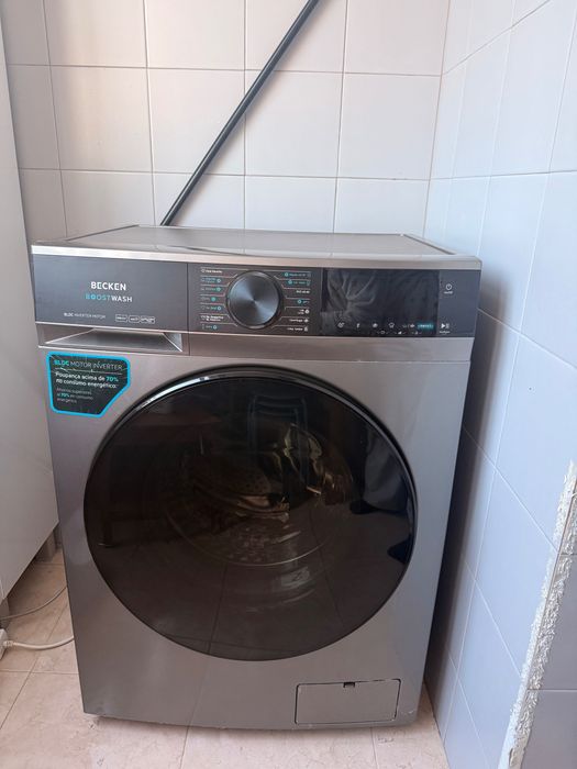 Máquina de lavar roupa BECKEN