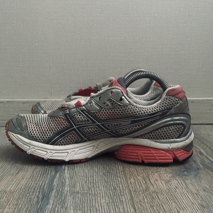 Кросівки asics ASICS GT 40р