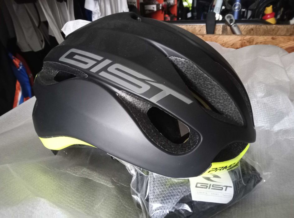 Capacete Gist para ciclismo