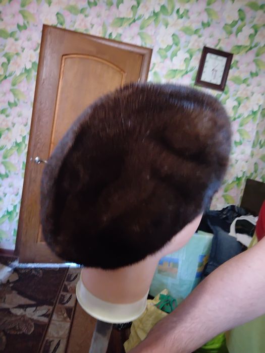 Берет женский норковый