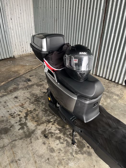 Scooter Elétrica Vortex Goose FOX (Capacete)