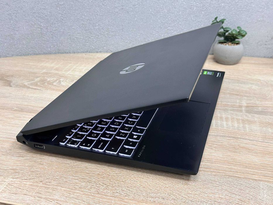 HP Pavilion Gaming 15.6" Ryzen 5-5600H/16Gb RAM/1Tb SSD/RTX 3050 TI 4Гб 128-Bit GDDR6/0% ЗНОС АКБ! Львів,Гарантія 3місяці/Ігровий Ноутбук/OMEN/rog/del