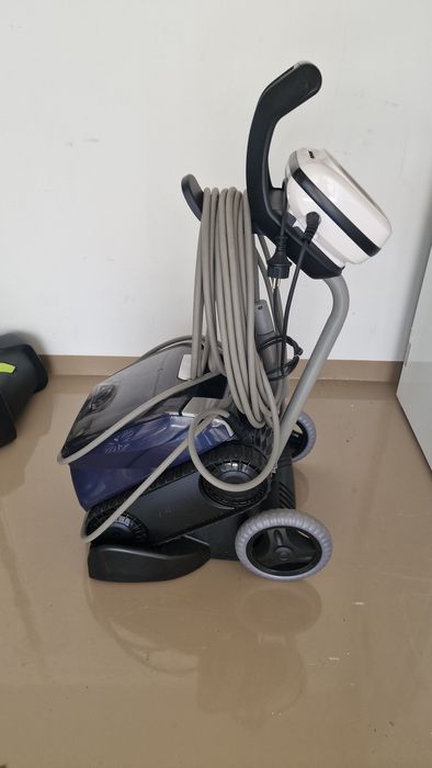 Robot para lavar piscina - Aspirador Voyager™ RE 4700 iQ