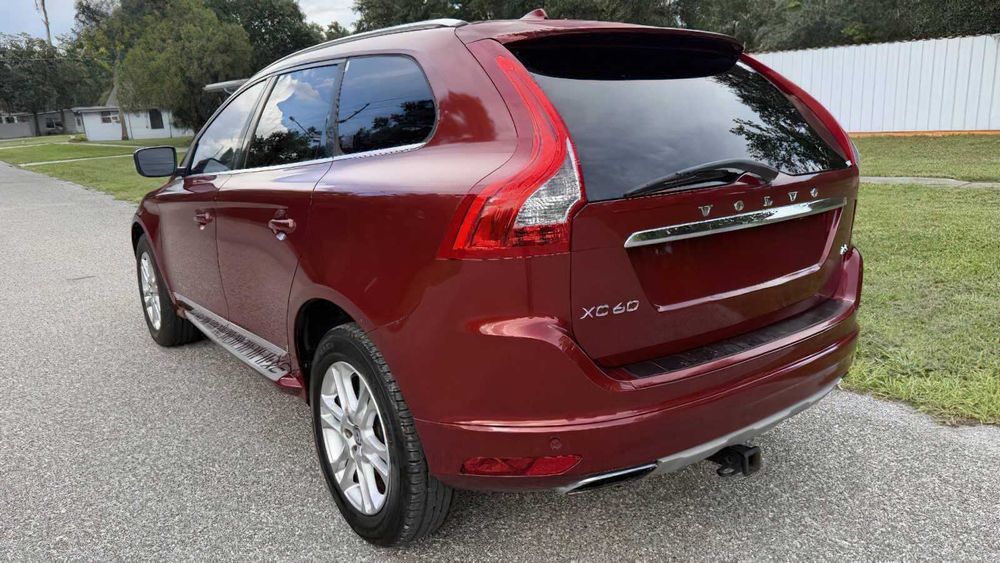 Volvo XC60      2016