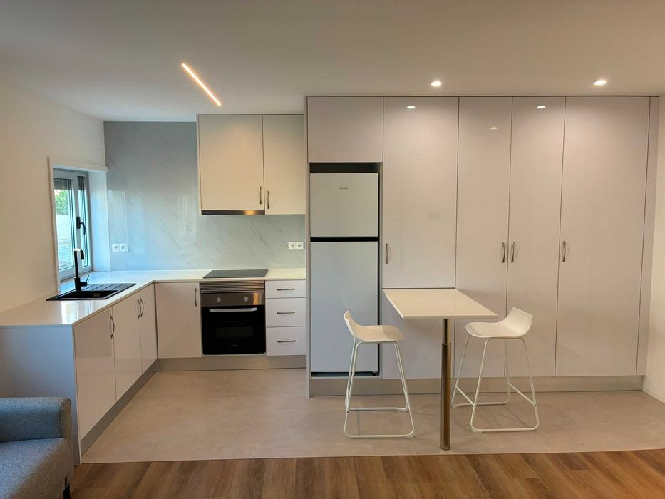 Arrendamento de apartamento T0 na Avenida Araújo Silva, 195, Penafiel