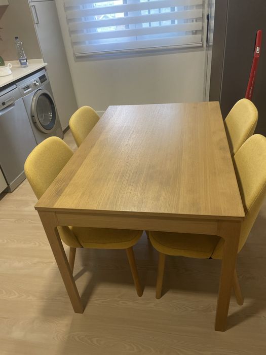 Mesa 4 cadeiras sala ou cozinha