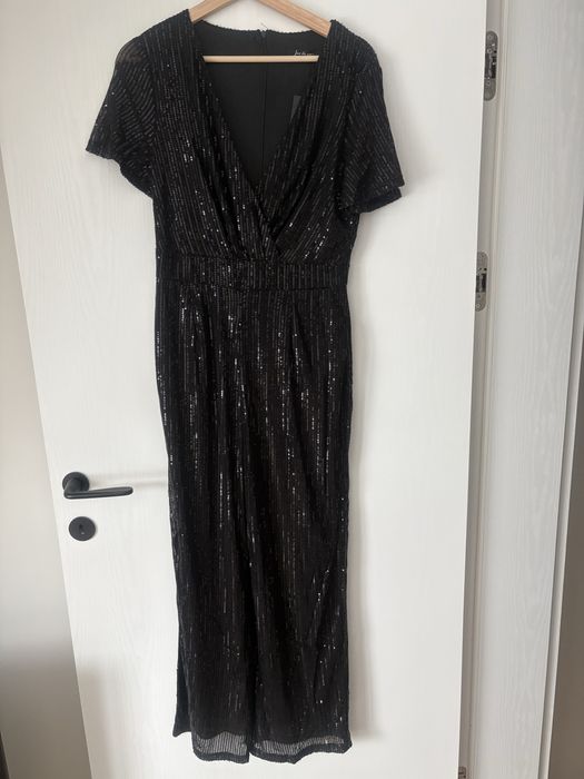 Piękny cekinowy czarny kombinezon M/L