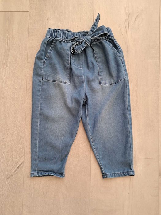 Next luzne spodnie na gumce 86