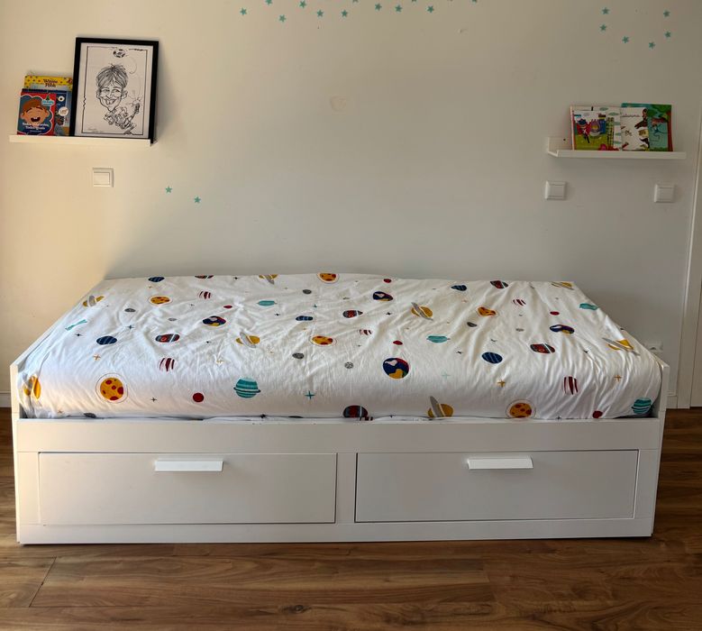 Cama BRIMNES solteiro/casal