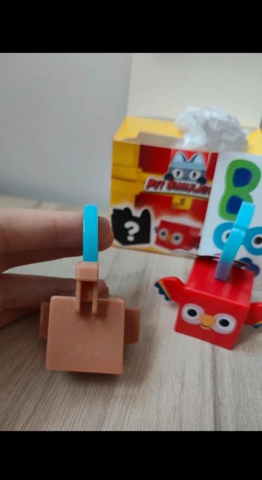 Brinquedo "Pet Simulator" McDonald’s – Novo