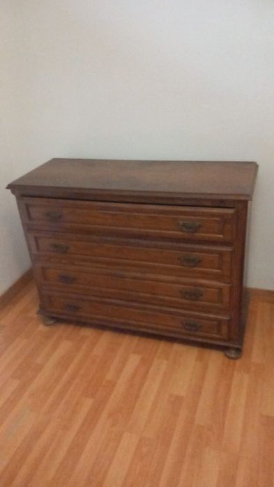Mobília de quarto em madeira – conjunto completo