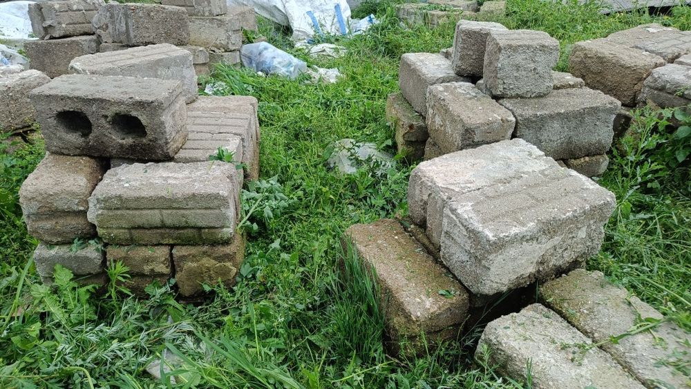 Sprzedam pustaki betonowe