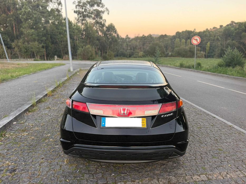 Honda Civic 1.4 i-DSI 200.000 kms