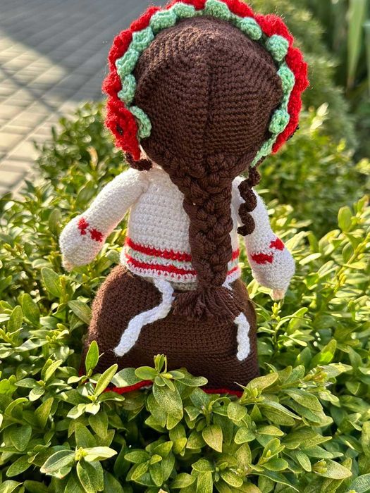 Сувенірна лялька ручної роботи