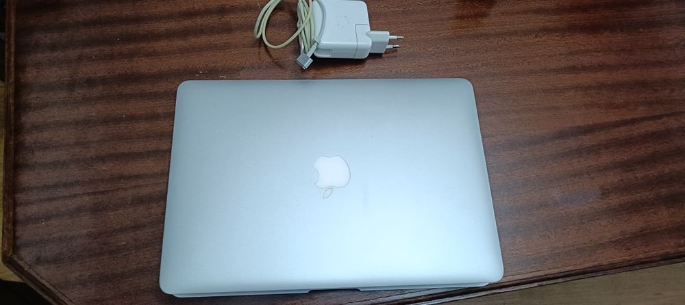 MacBook Air 13” i5 SSD Big Sur Apple MacBook Impecável