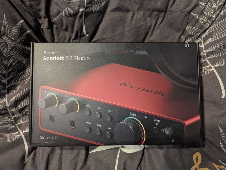 Focusrite Scarlett Solo Studio 4th Gen Focusrite Scarlett 2i2 Studio 4th